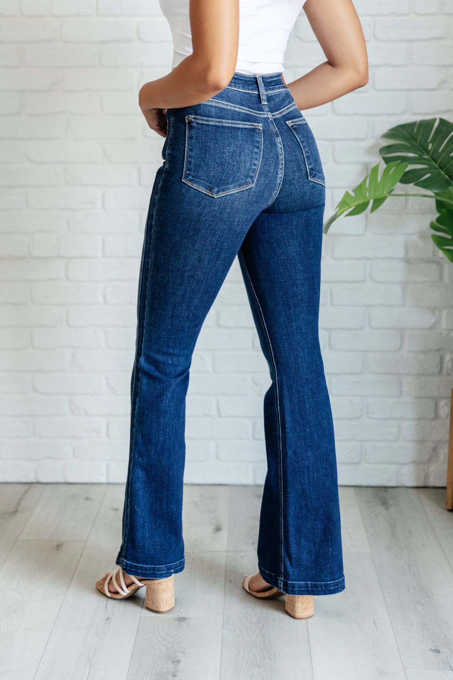 Judy Blue High Rise Side Seam Detail Flare Jeans