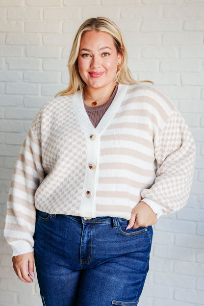 Line Cardigan