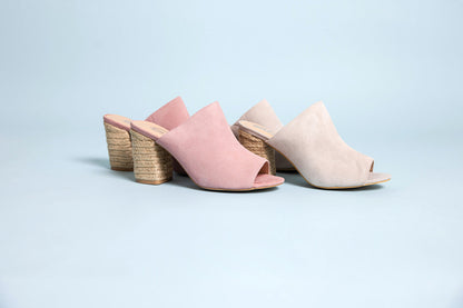 Heeled Sandal in Ice Suede