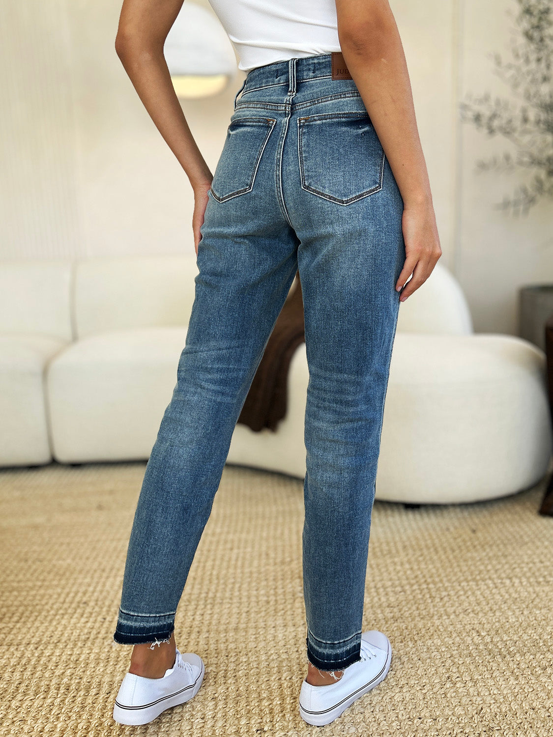 Judy Blue Mid Rise Rigid Magic Release Hem Jeans